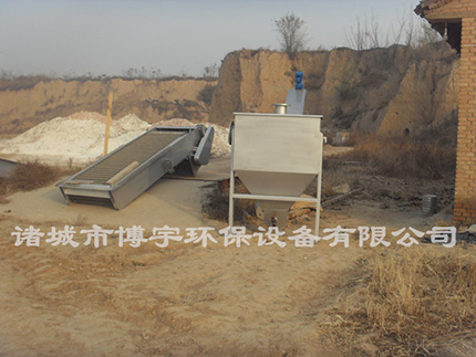 固液（yè）篩分（fèn）先看看【回轉式格柵除汙機】吧