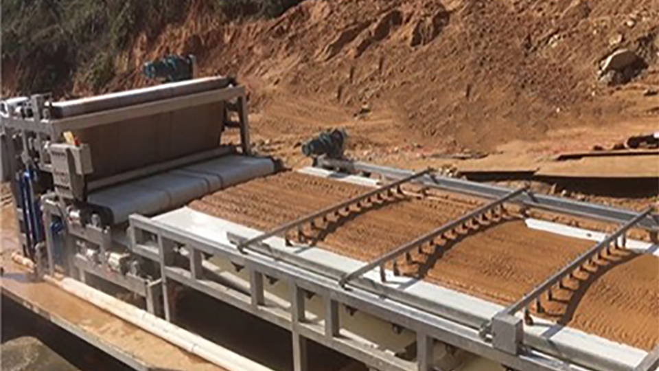 洗砂汙（wū）泥脫水設備-四川現場