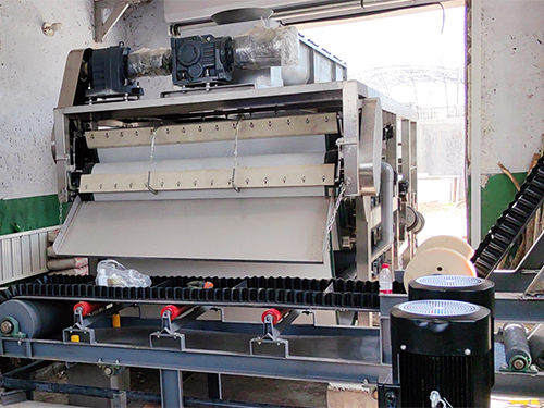 高壓深度脫水機-市政汙泥處理